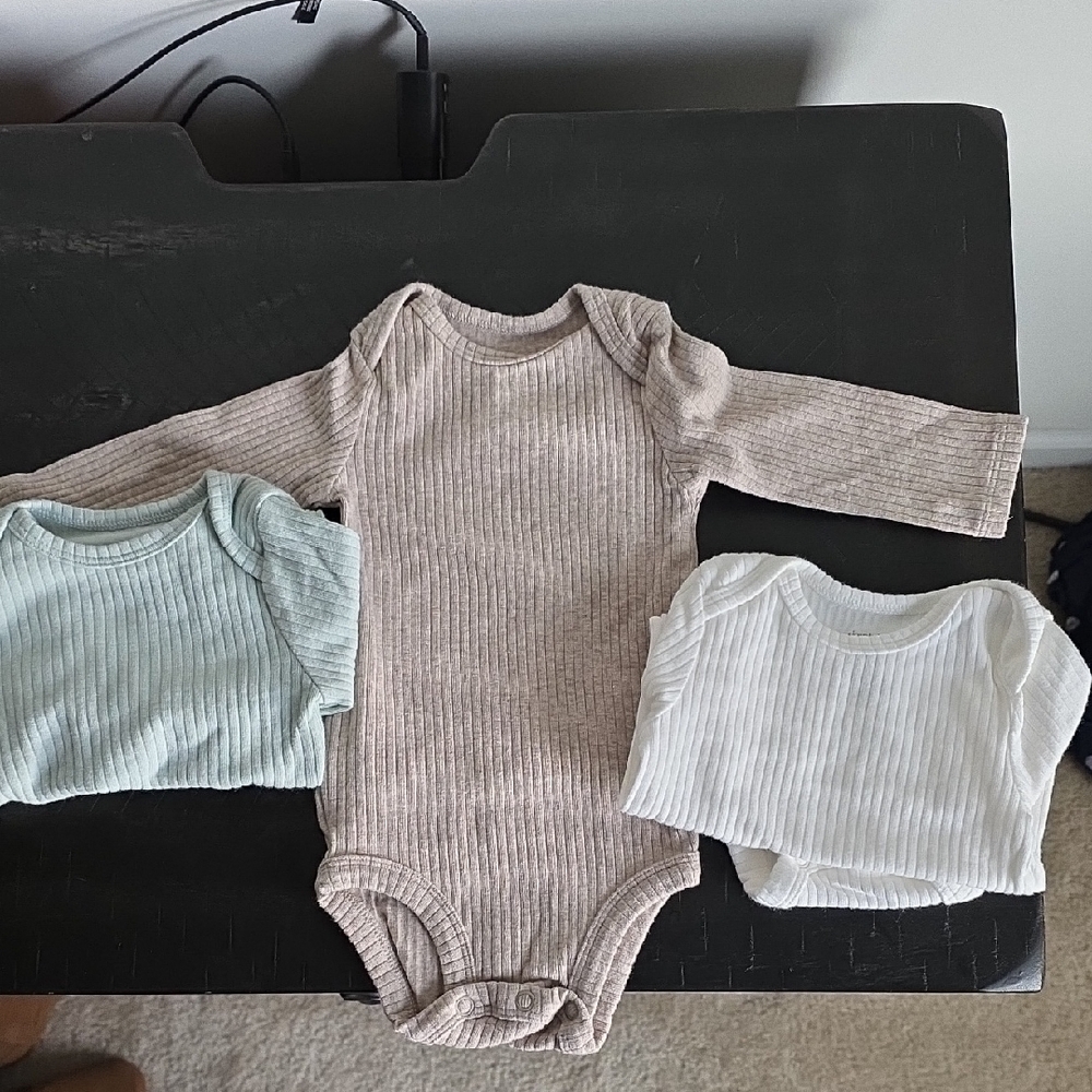 Simple Ribbed Bodysuit Trio - Cream, White, Green